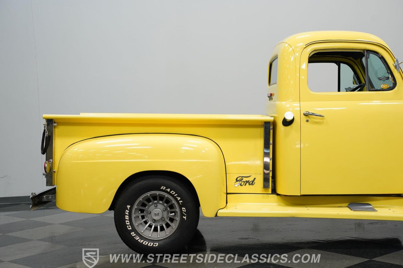 1952 Ford F-1