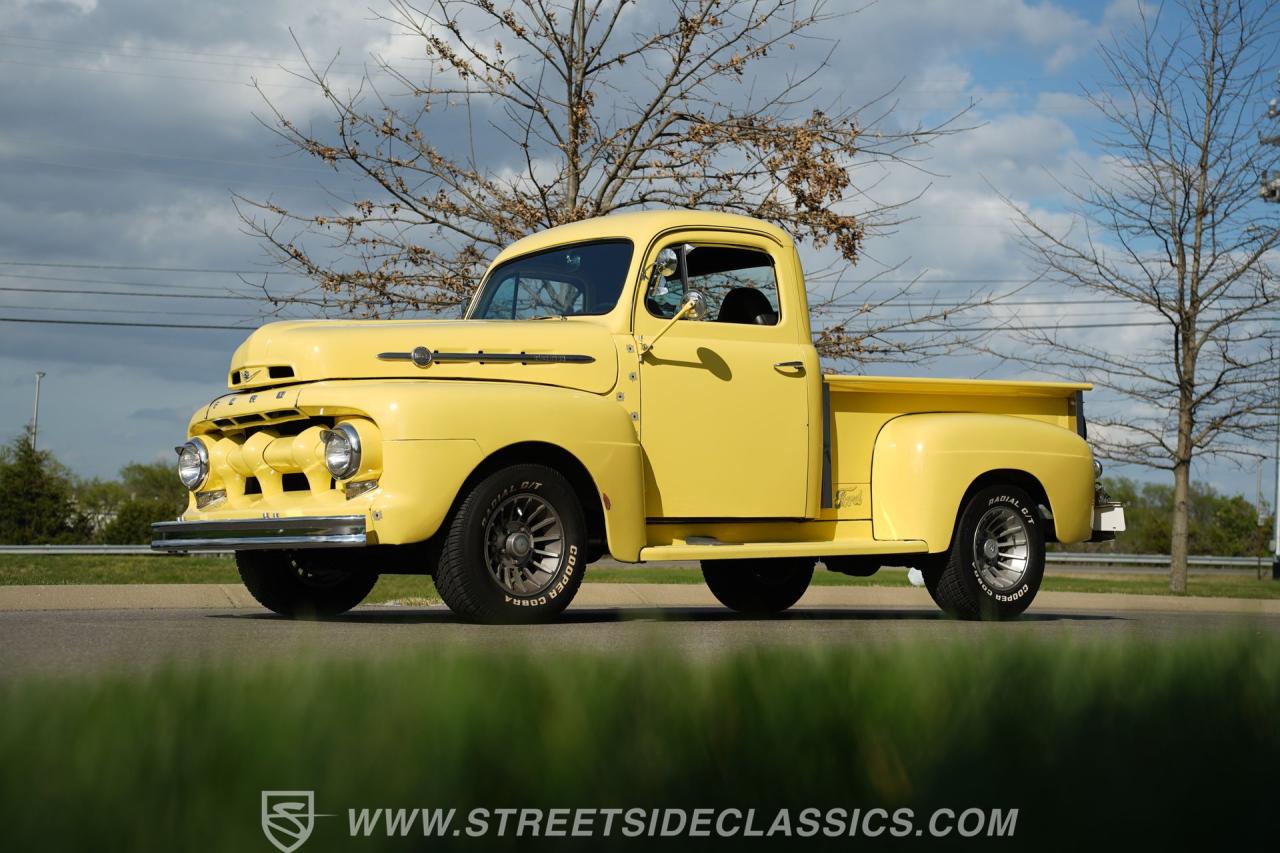 1952 Ford F-1