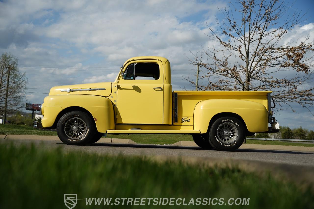 1952 Ford F-1
