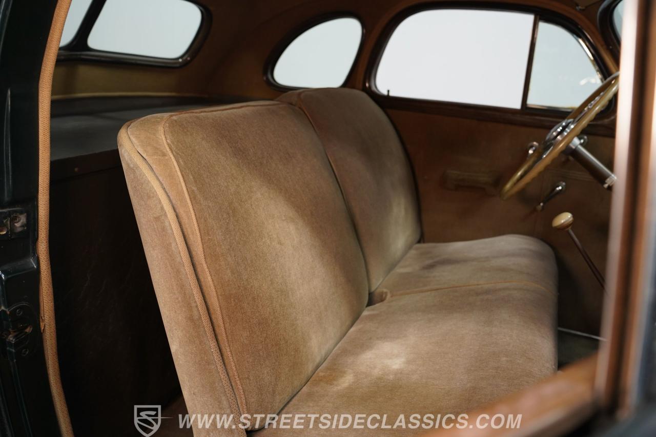 1937 Buick Series 40 Business Coupe