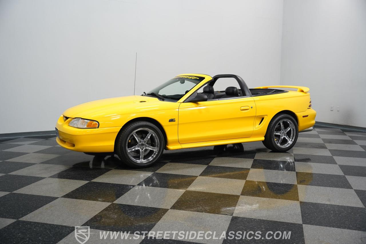 1995 Ford Mustang GT Convertible