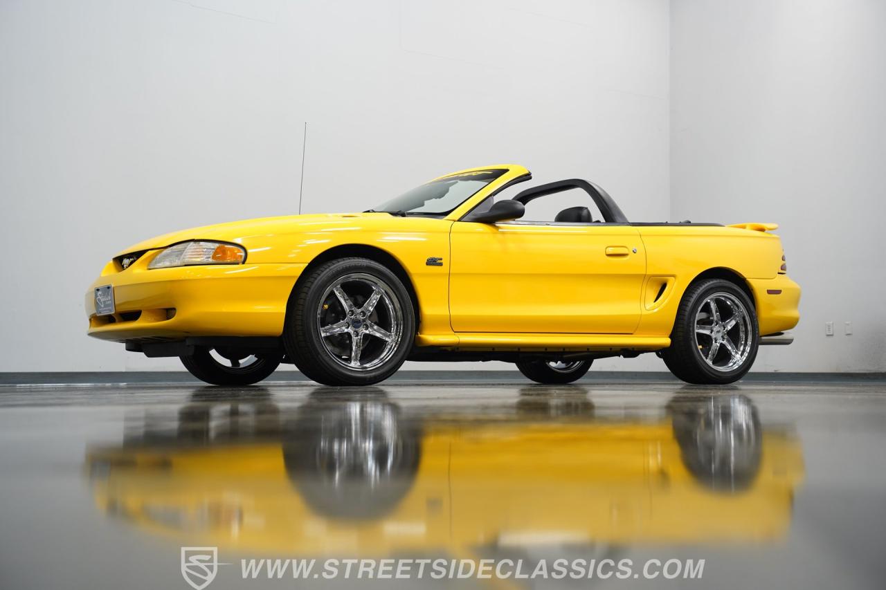 1995 Ford Mustang GT Convertible