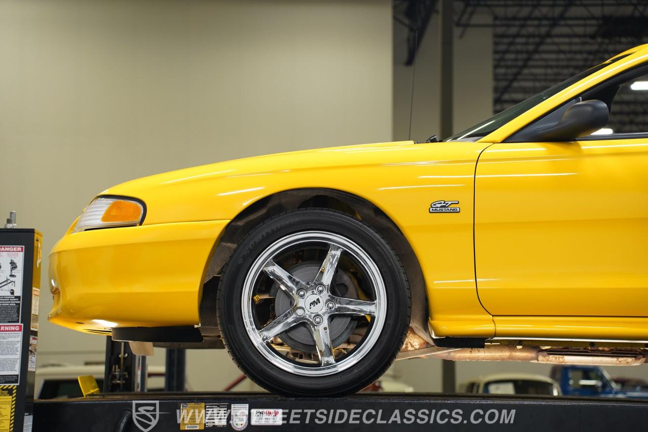 1995 Ford Mustang GT Convertible