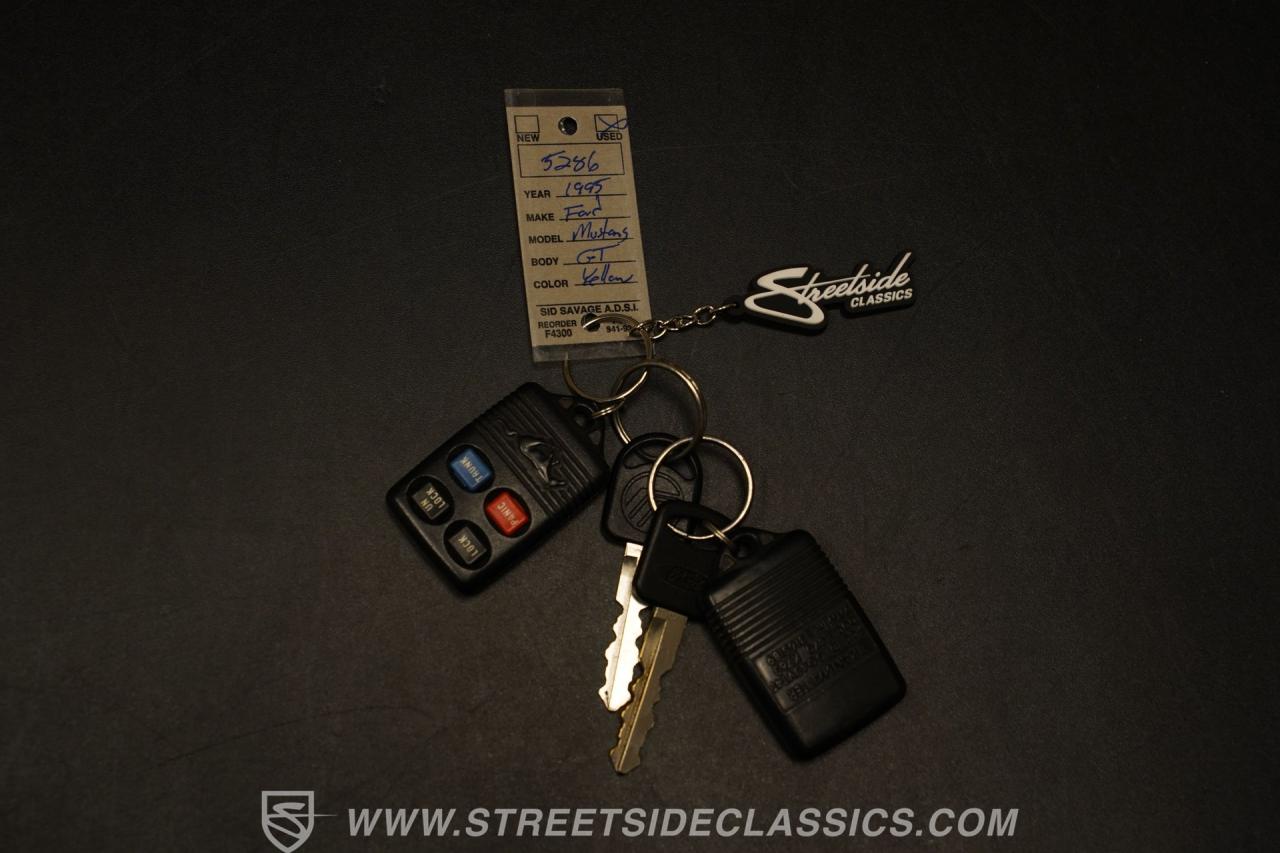 1995 Ford Mustang GT Convertible