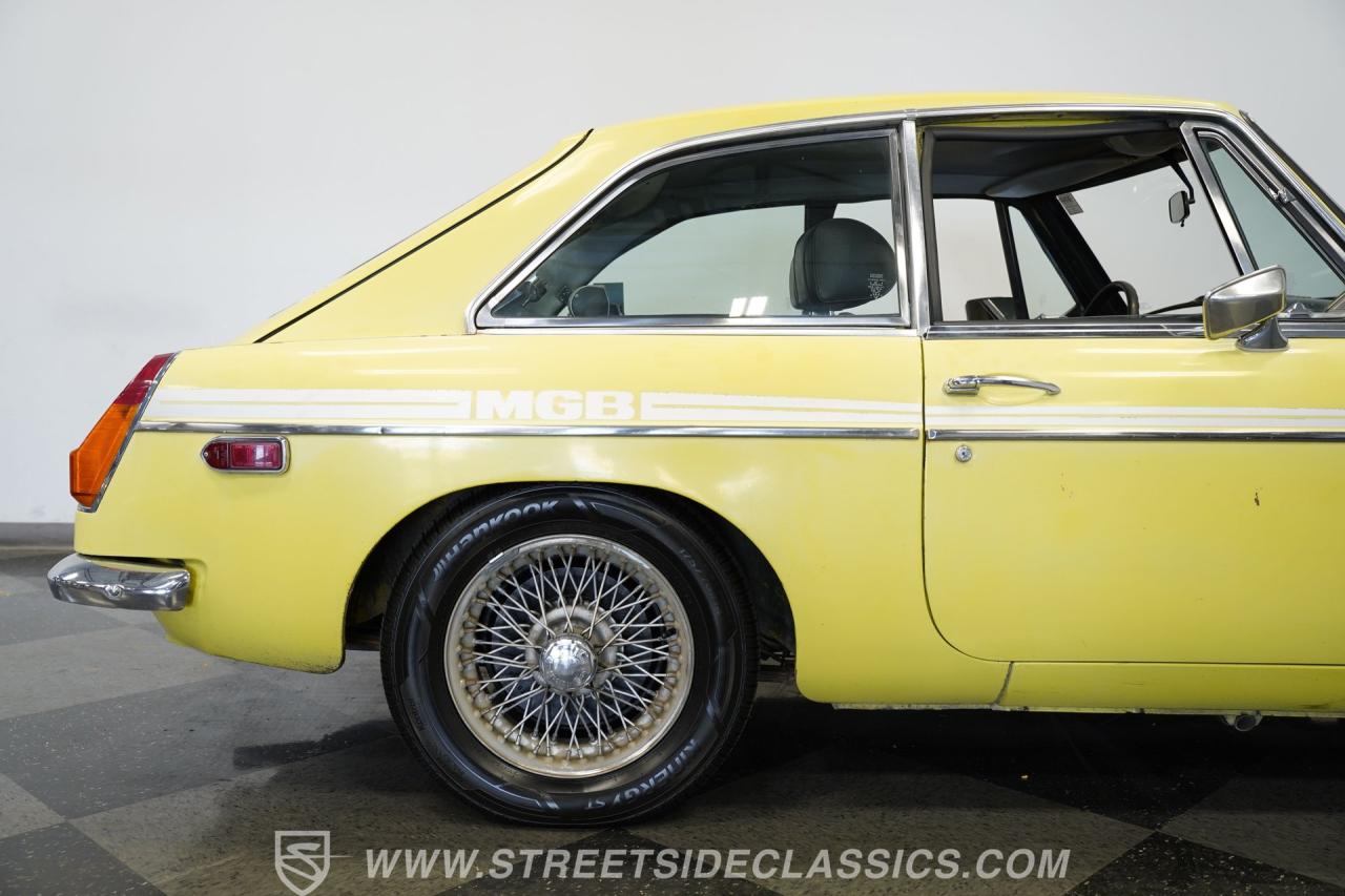 1974 MG MGB GT