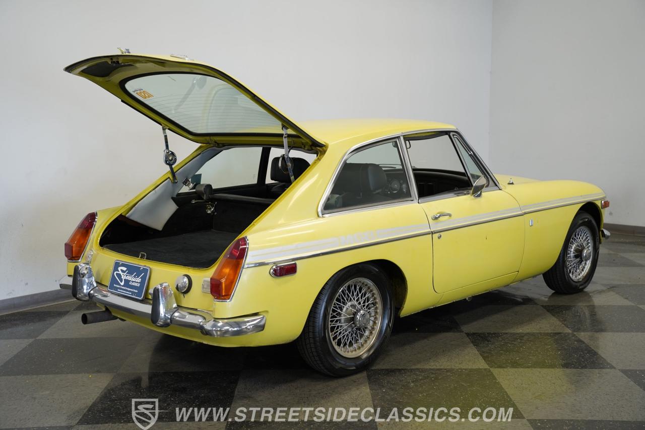 1974 MG MGB GT