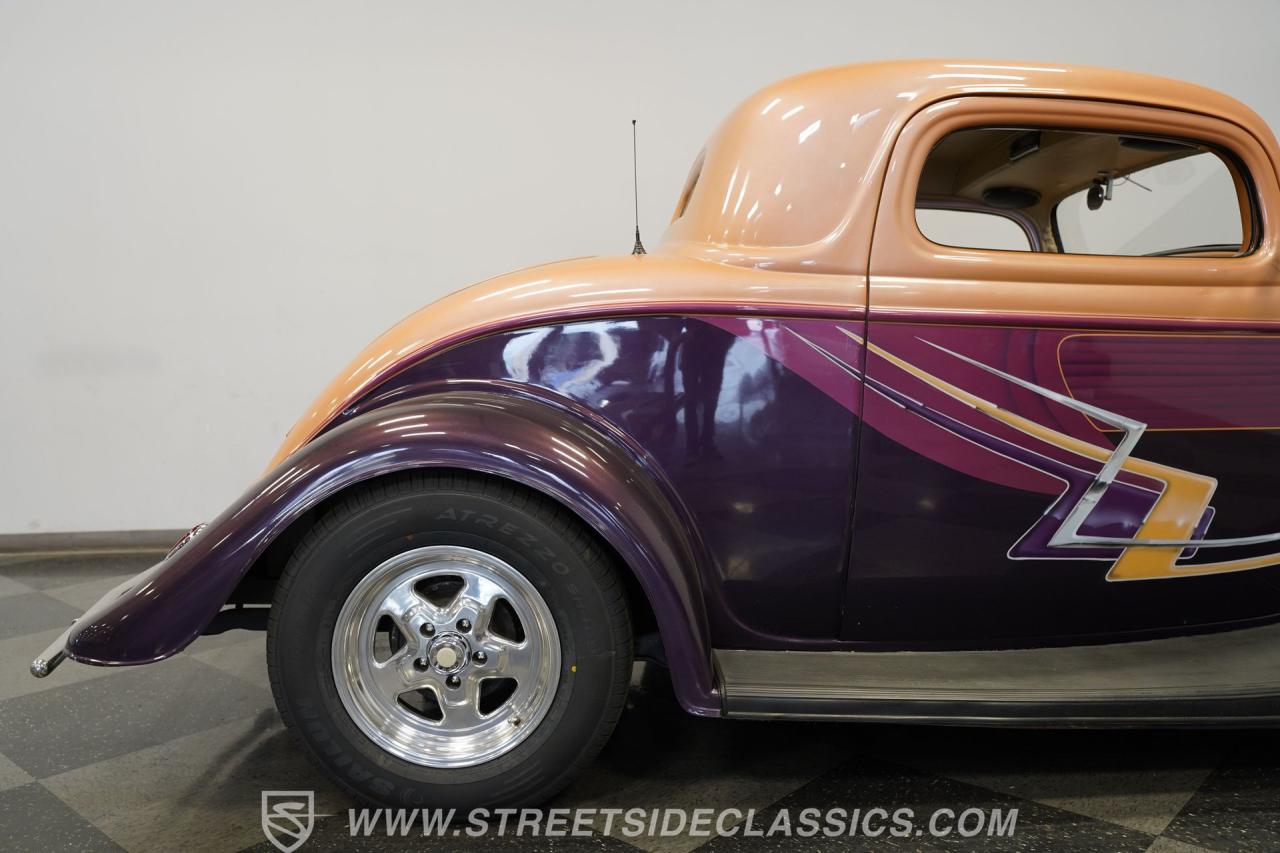 1934 Ford 3-Window