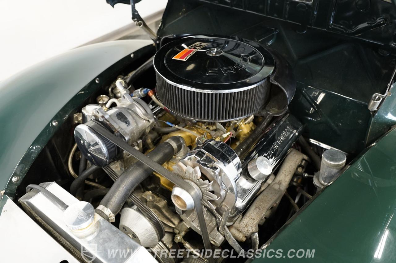 1939 Ford Deluxe Sedan