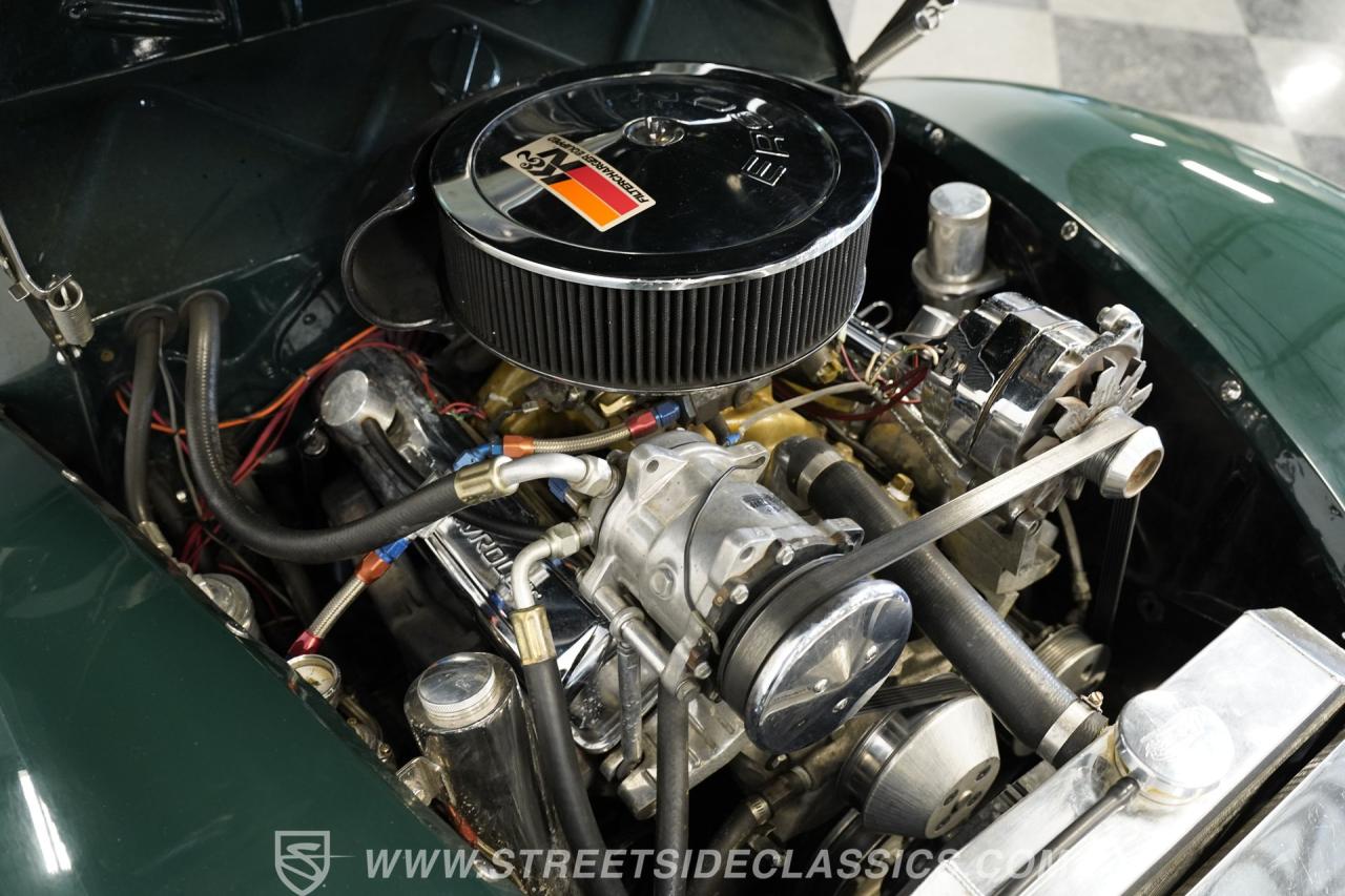 1939 Ford Deluxe Sedan