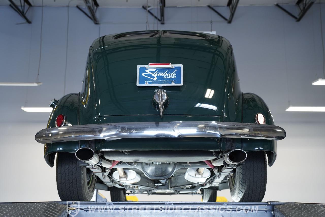 1939 Ford Deluxe Sedan