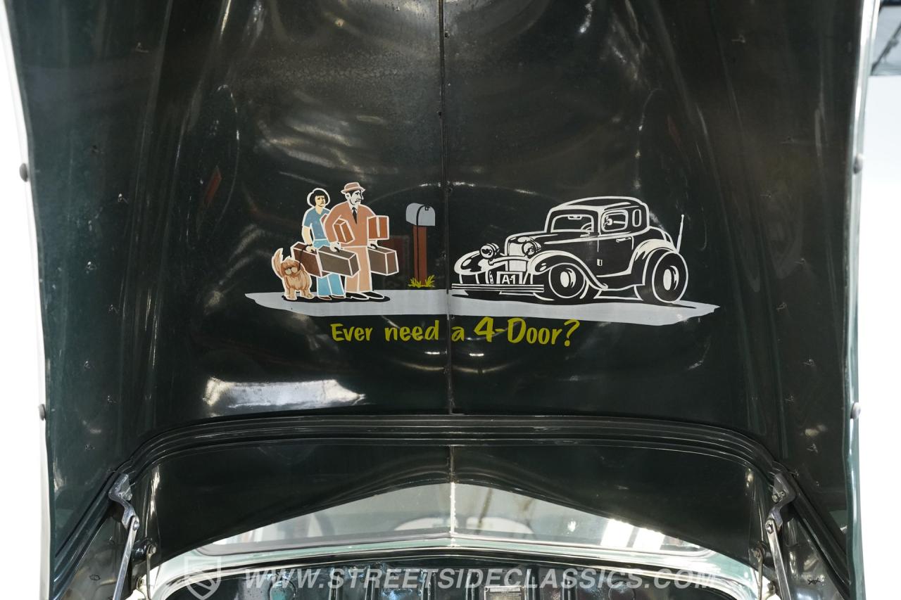 1939 Ford Deluxe Sedan