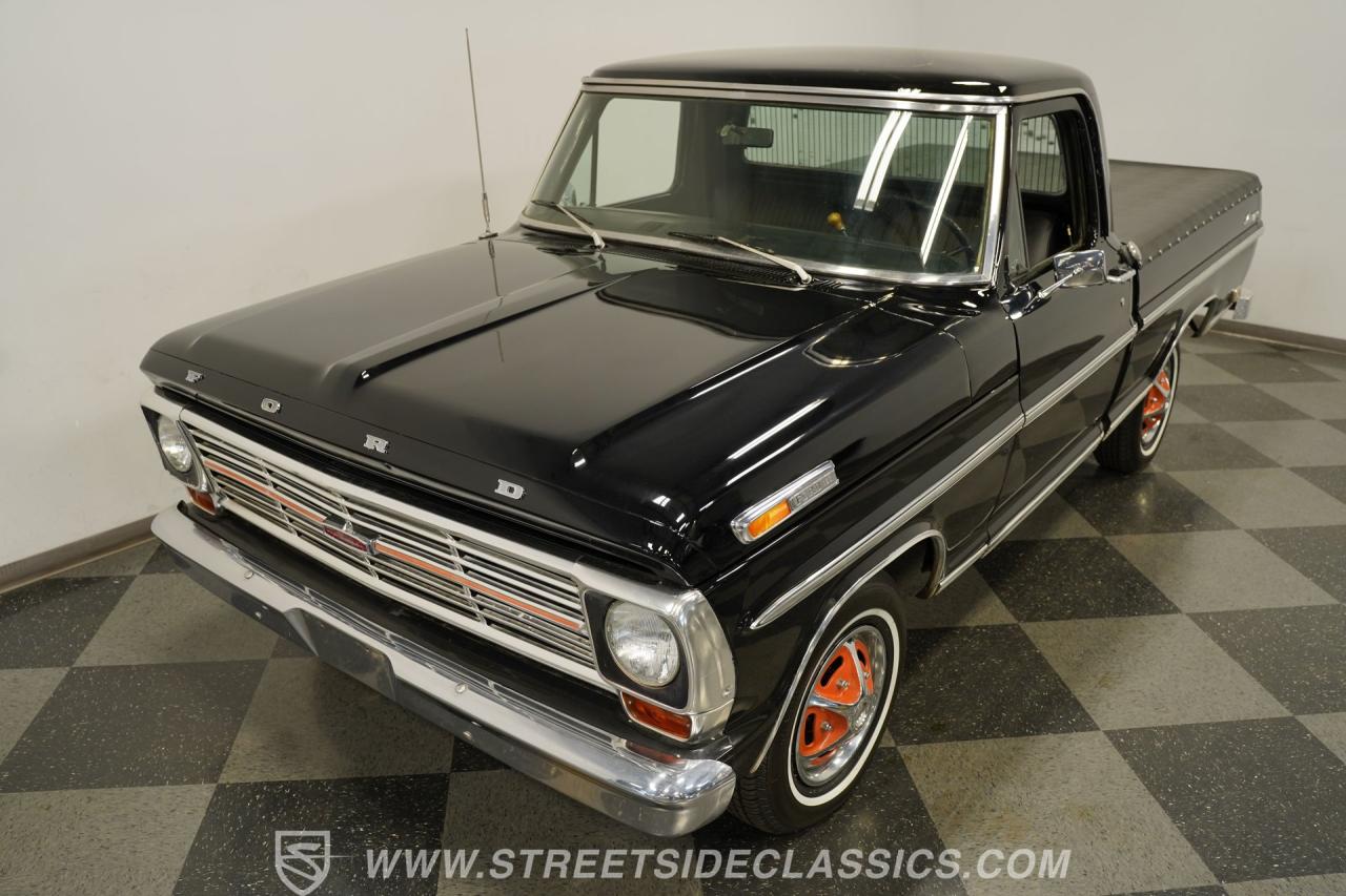 1969 Ford F-100