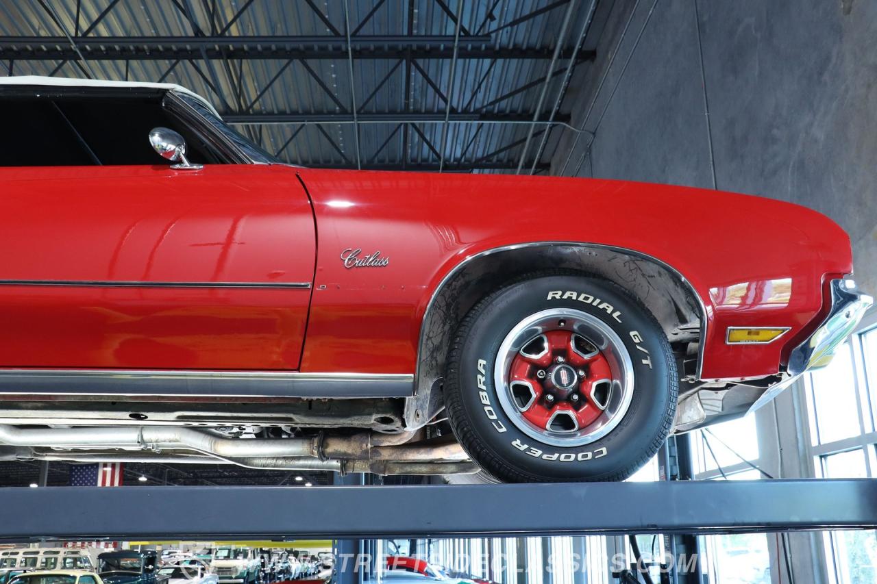 1972 Oldsmobile Cutlass Supreme Convertible