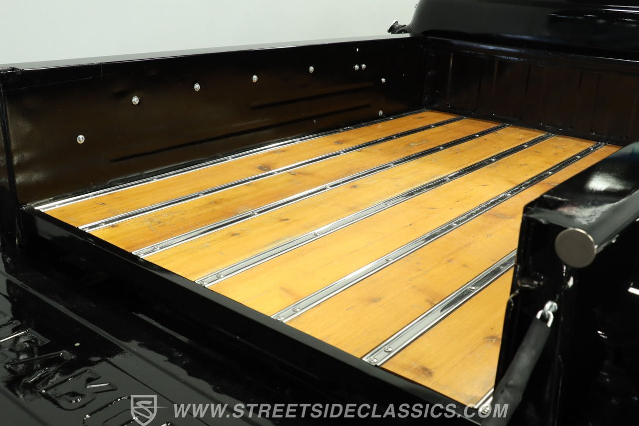 1958 Chevrolet Apache Restomod