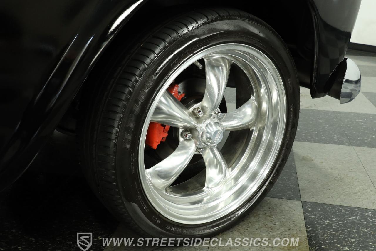 1958 Chevrolet Apache Restomod