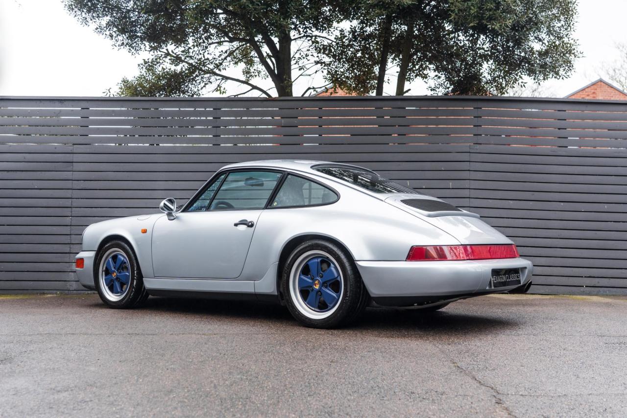 1990 Porsche 911 (964) Carrera 4
