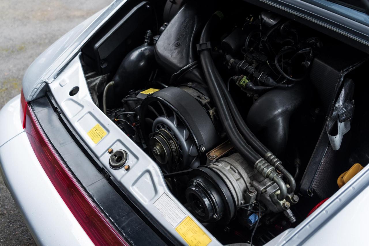 1990 Porsche 911 (964) Carrera 4