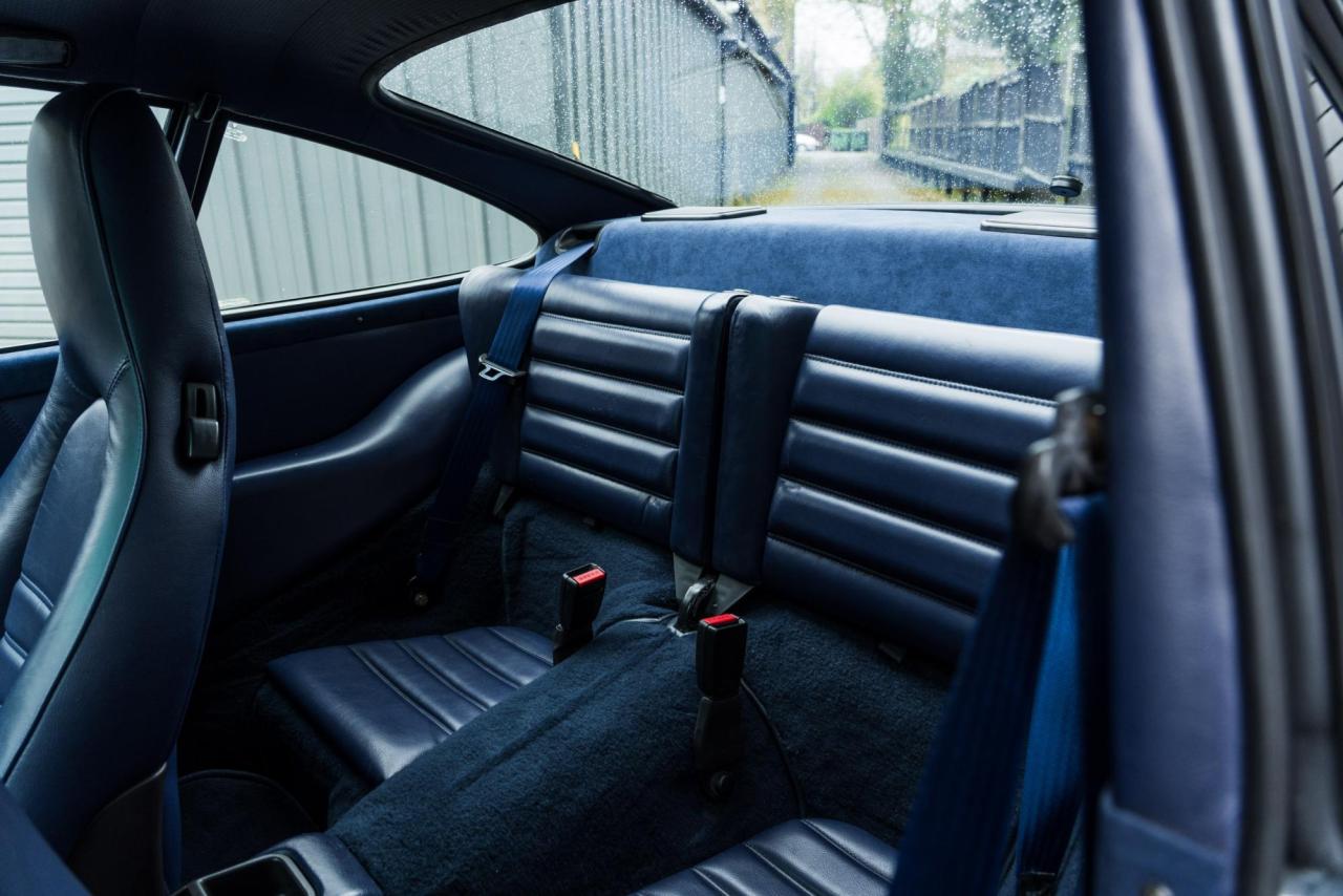 1990 Porsche 911 (964) Carrera 4