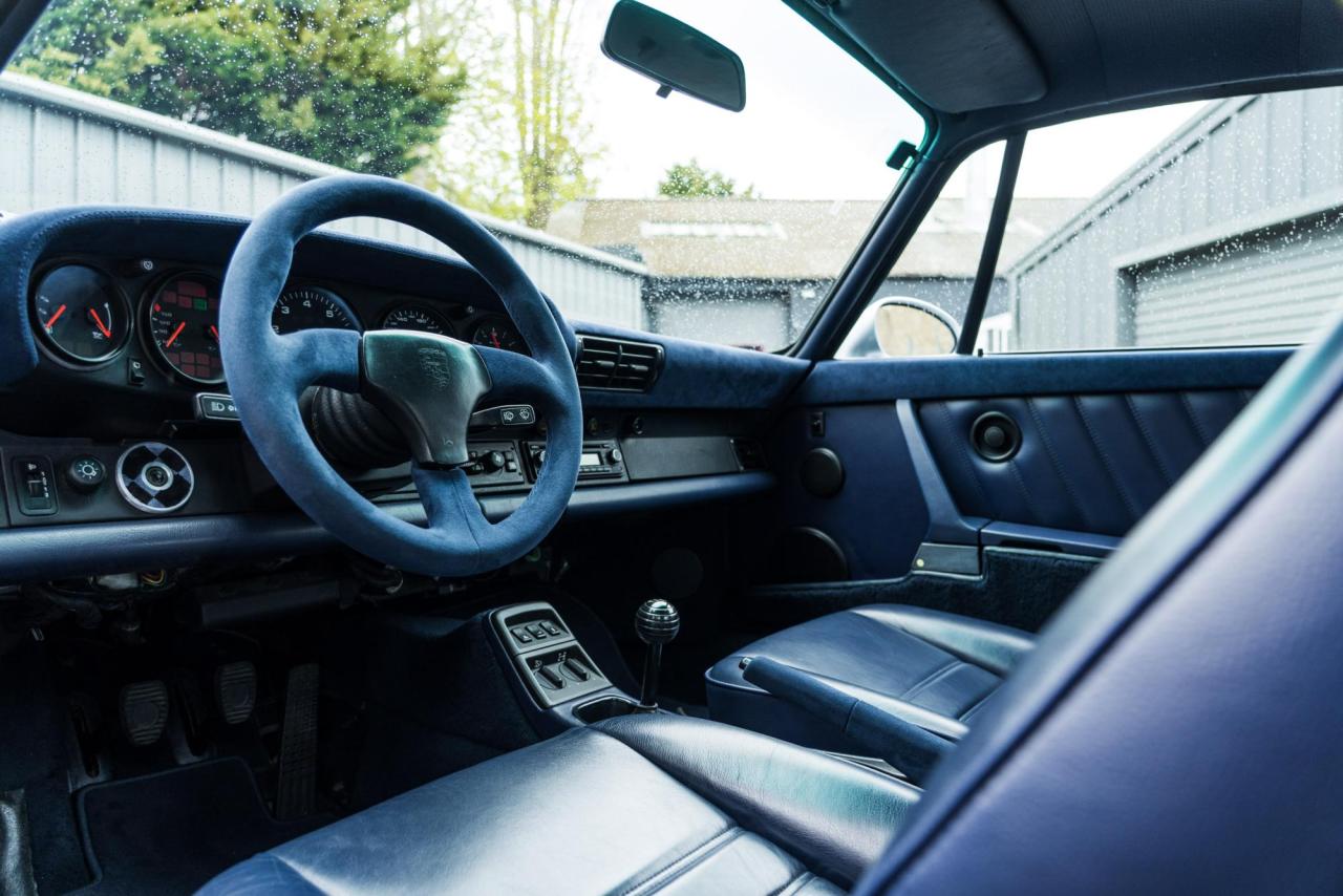 1990 Porsche 911 (964) Carrera 4