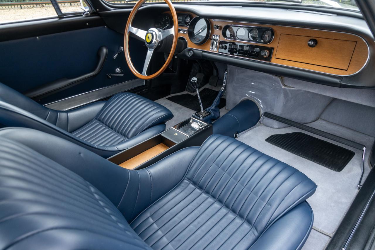 1965 Ferrari 275 GTB Shortnose &ldquo;Certificazione di autenticit&agrave; - Red Book&rdquo;
