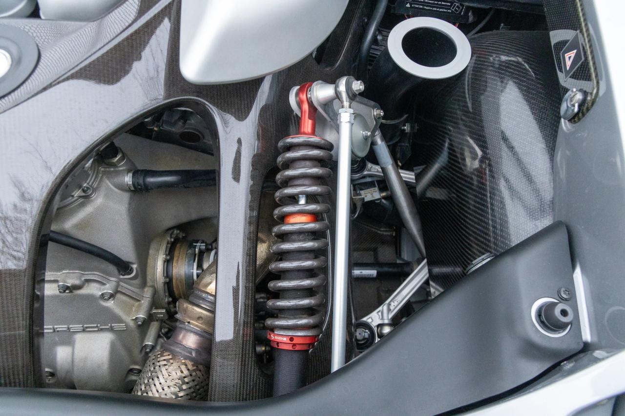 2005 Porsche Carrera GT