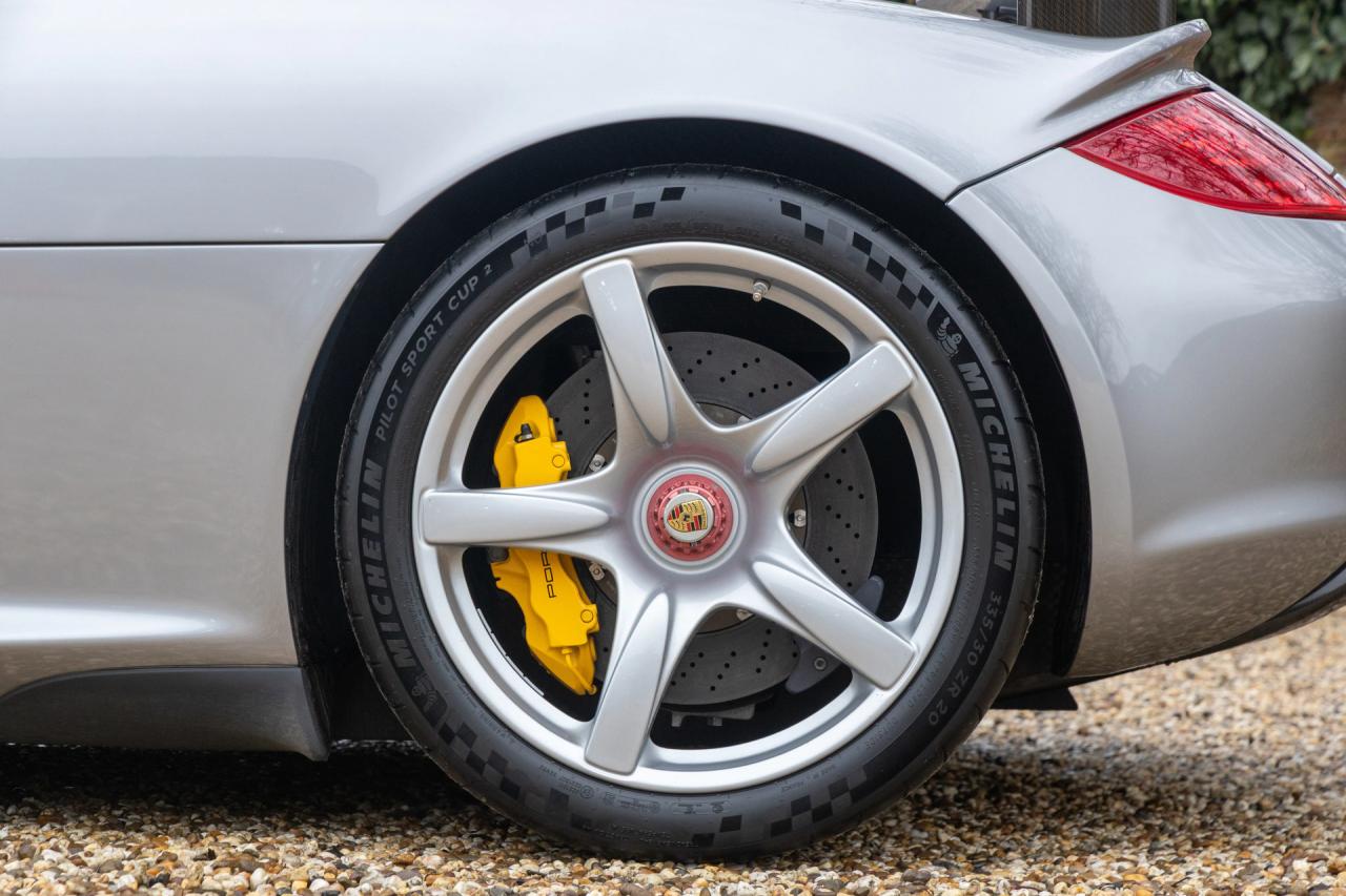 2005 Porsche Carrera GT