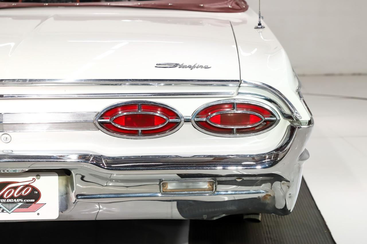 1962 Oldsmobile Starfire