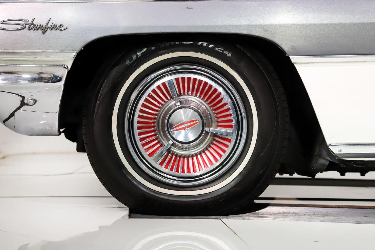 1962 Oldsmobile Starfire