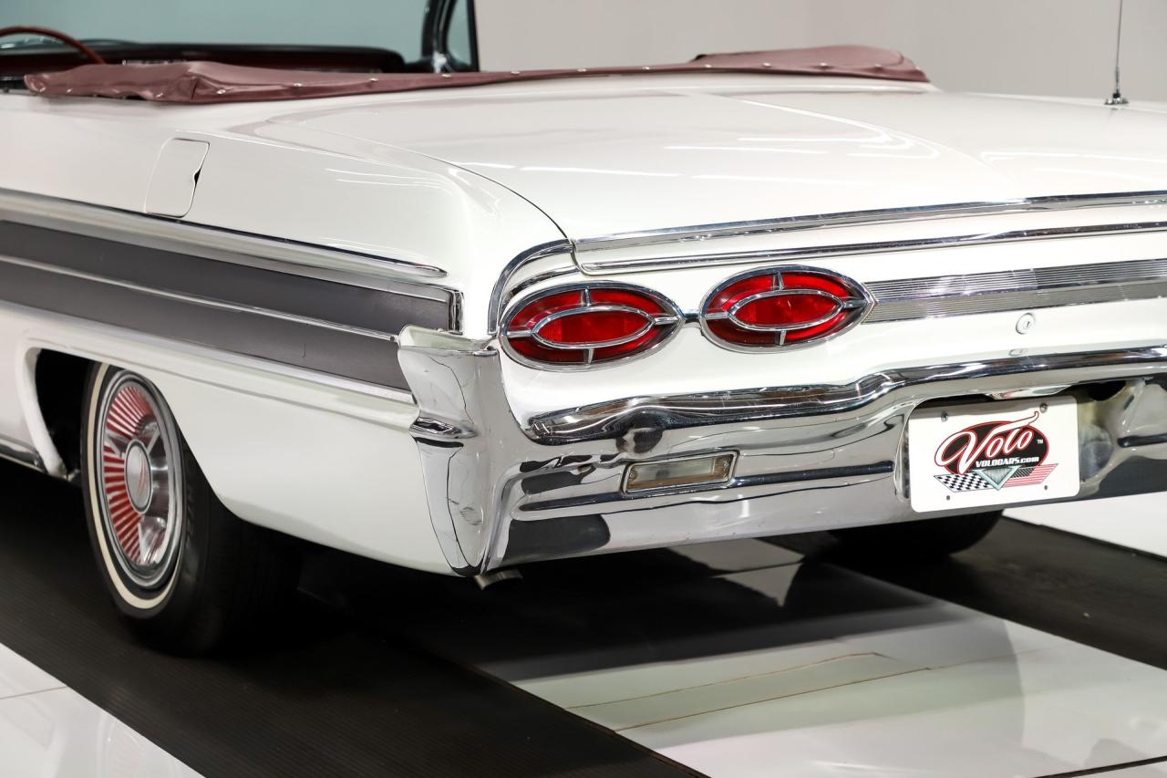 1962 Oldsmobile Starfire