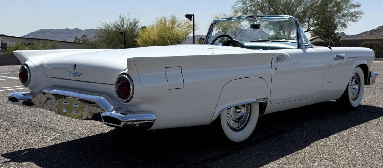 1957 Ford Thunderbird Convertible