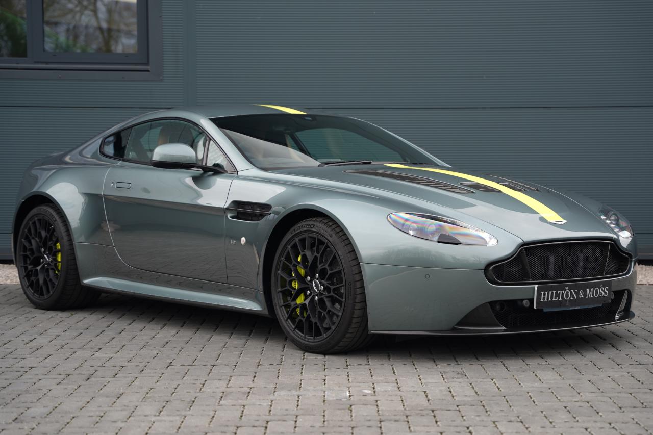 2017 Aston Martin V12 Vantage