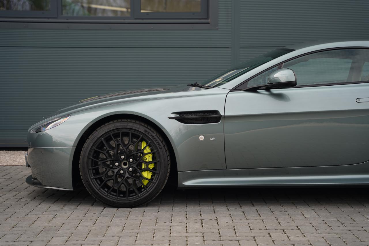 2017 Aston Martin V12 Vantage