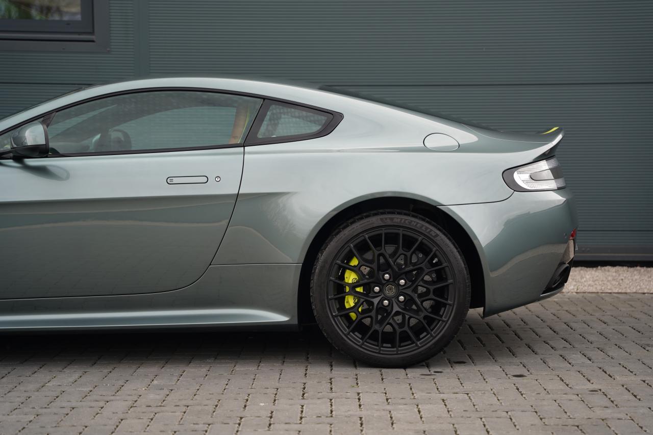 2017 Aston Martin V12 Vantage