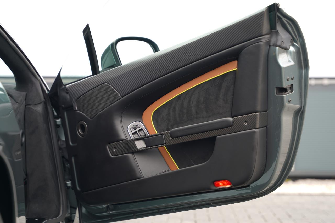 2017 Aston Martin V12 Vantage