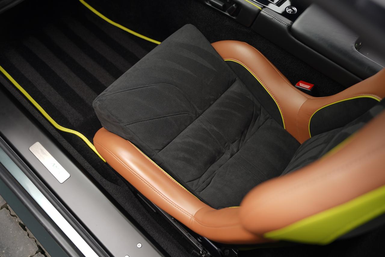 2017 Aston Martin V12 Vantage