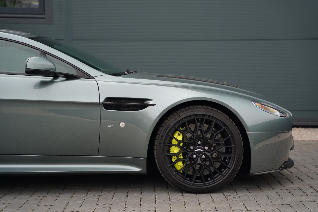 2017 Aston Martin V12 Vantage