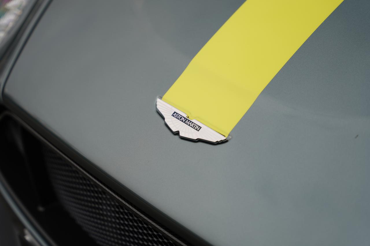 2017 Aston Martin V12 Vantage