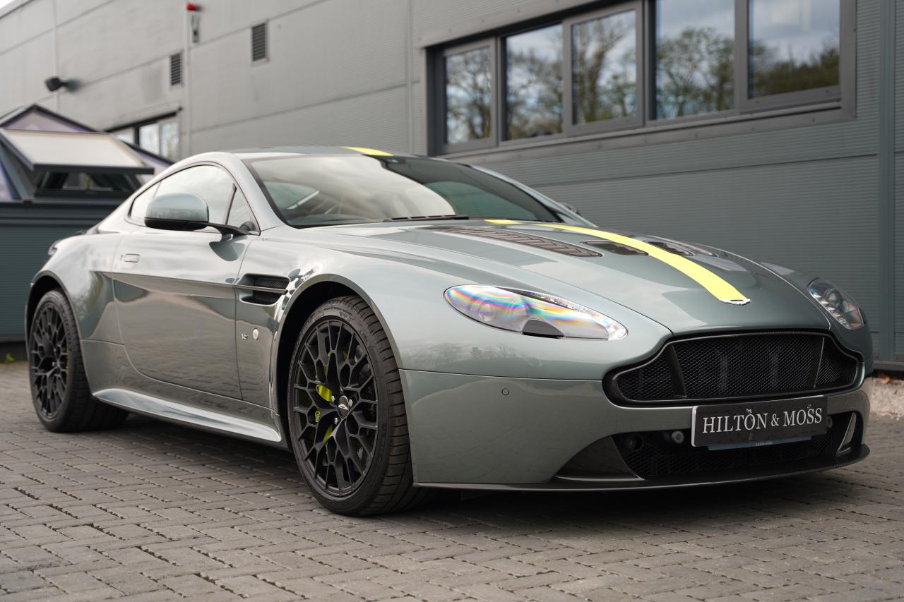 2017 Aston Martin V12 Vantage