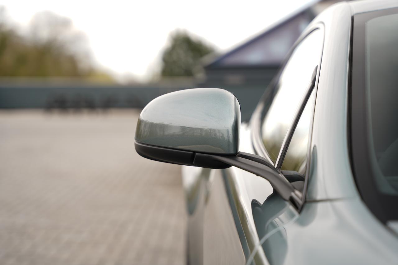 2017 Aston Martin V12 Vantage