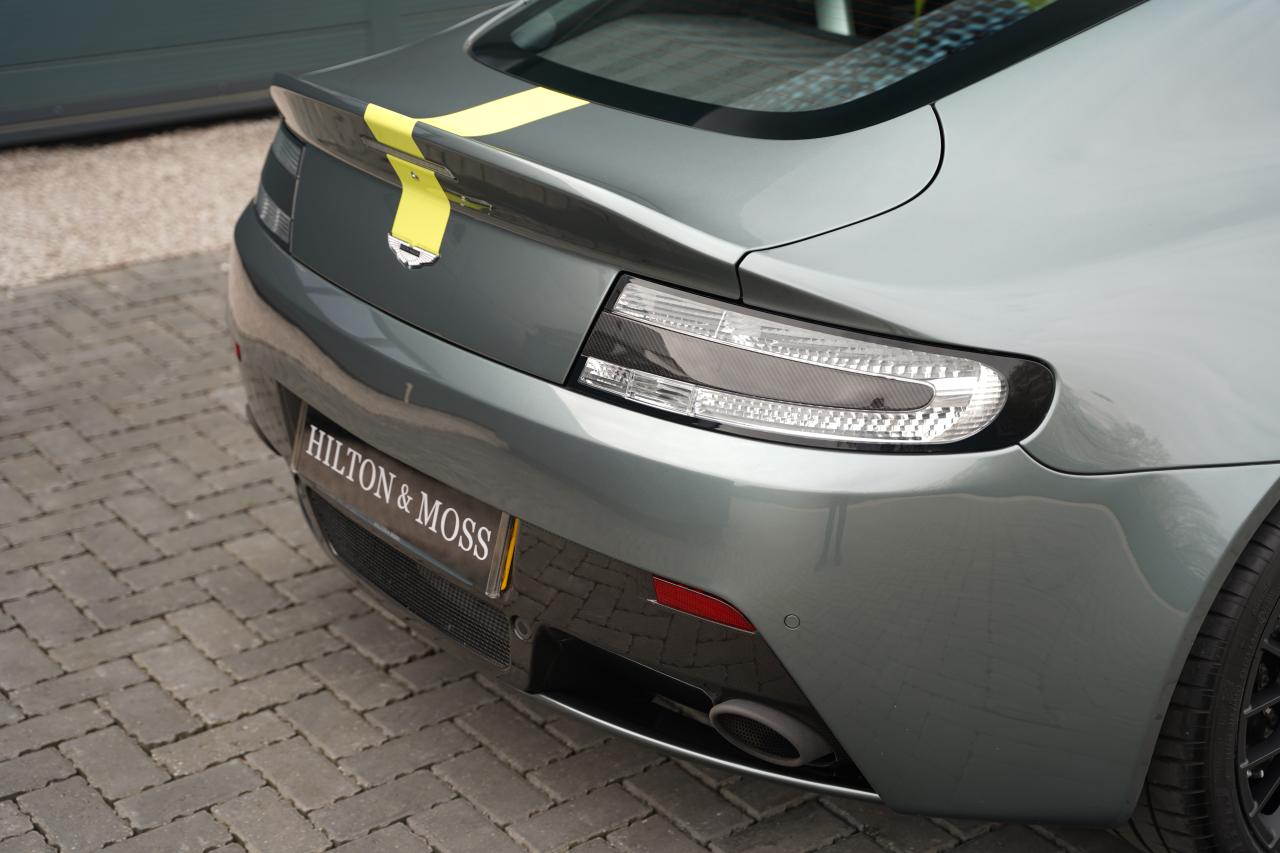 2017 Aston Martin V12 Vantage