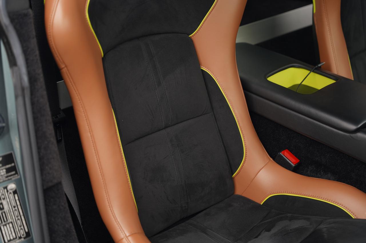 2017 Aston Martin V12 Vantage