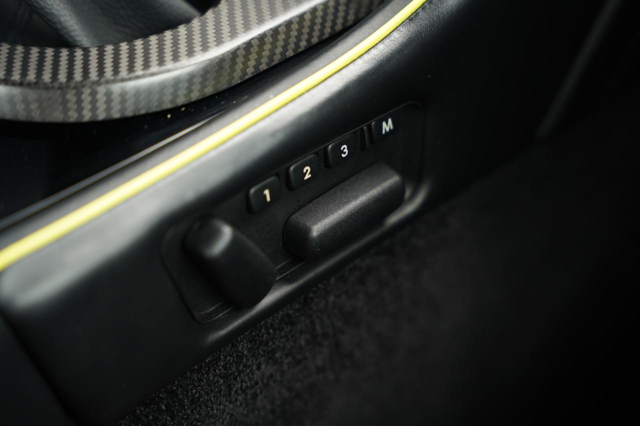 2017 Aston Martin V12 Vantage