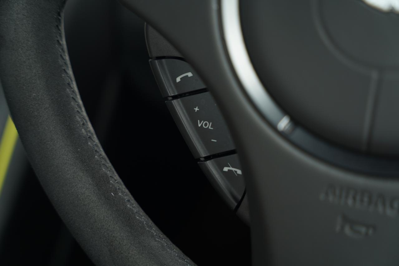 2017 Aston Martin V12 Vantage