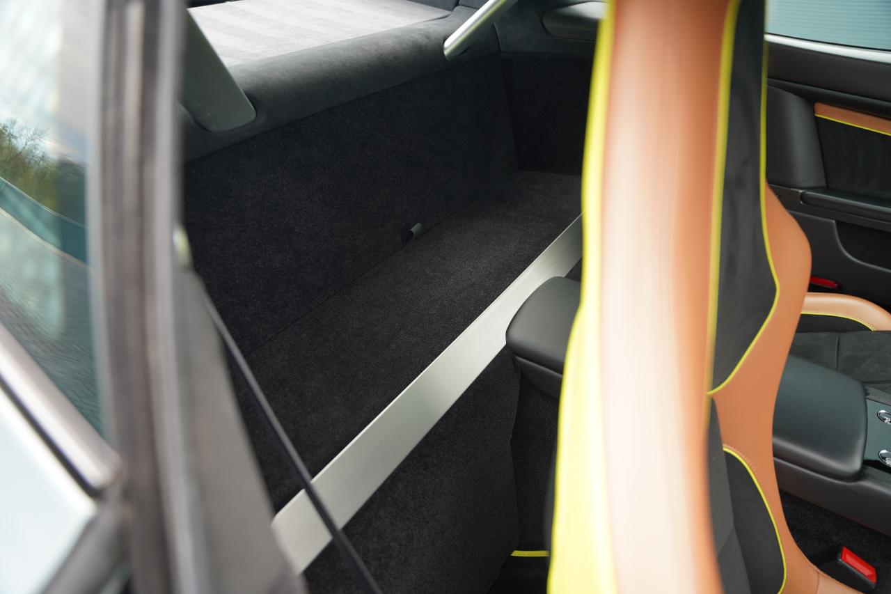 2017 Aston Martin V12 Vantage