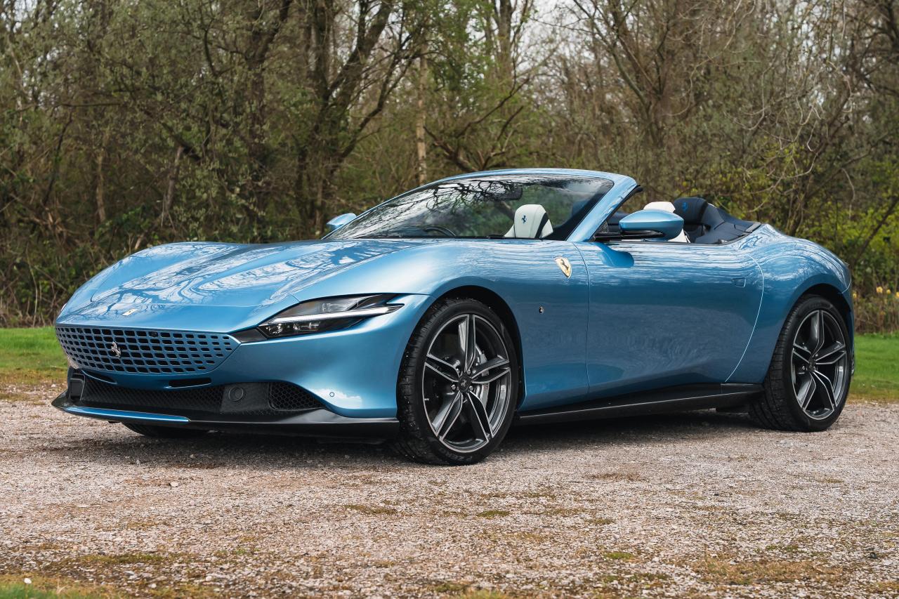 2024 Ferrari ROMA SPIDER