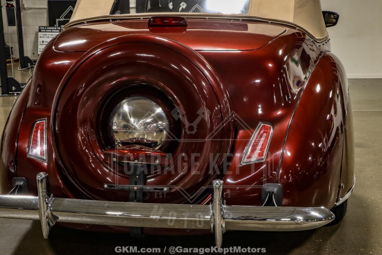 1940 Lincoln Zephyr