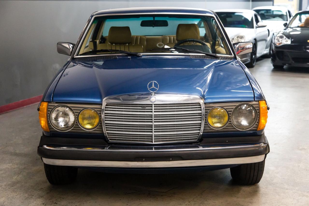 1984 Mercedes - Benz 300 CD