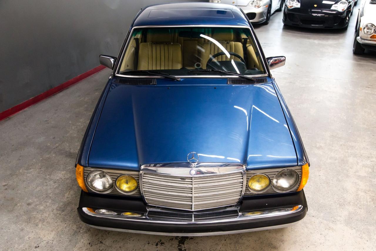 1984 Mercedes - Benz 300 CD