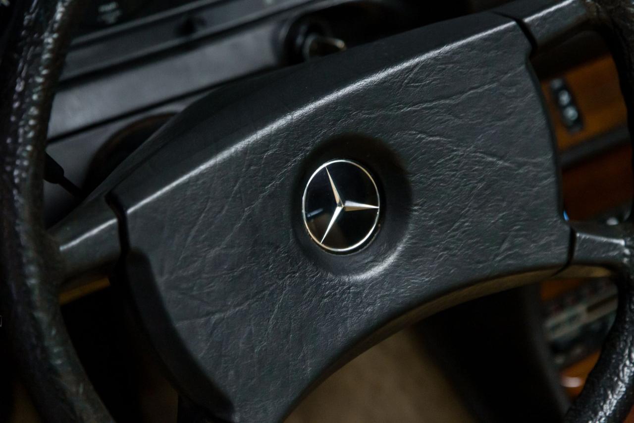 1984 Mercedes - Benz 300 CD