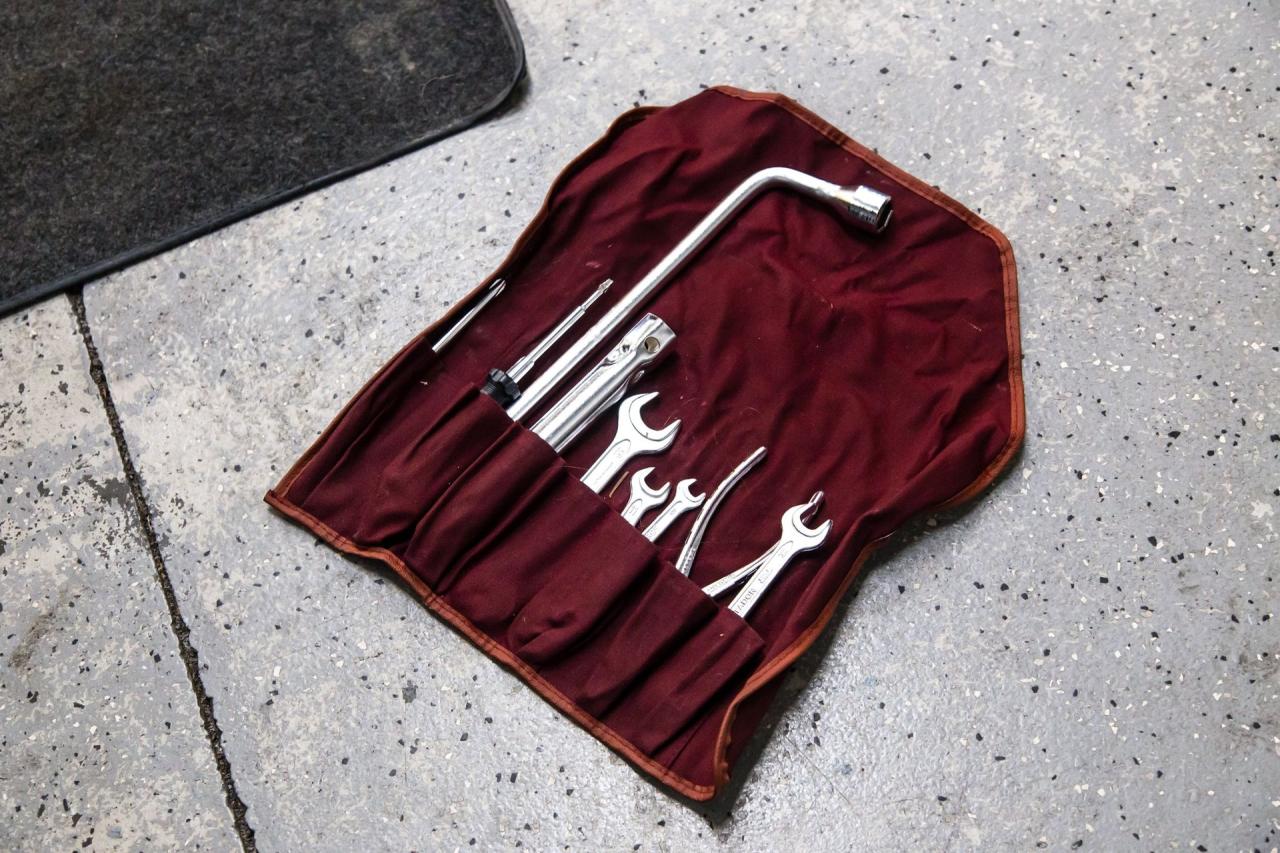 1984 Mercedes - Benz 300 CD